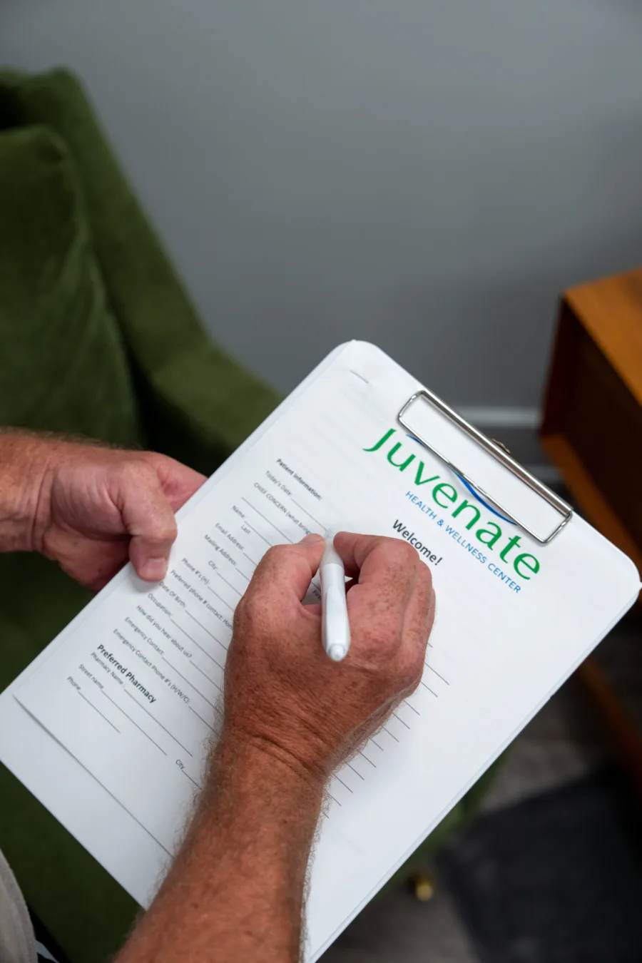 New patient filling out a Juvenate intake form